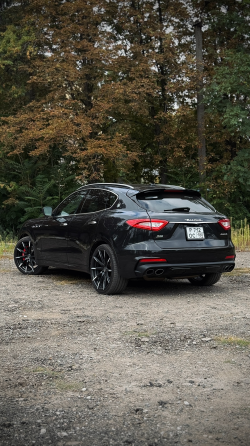 Продам Maserati levante s Донецк