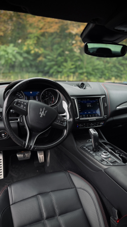 Продам Maserati levante s Донецк