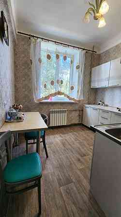 Продам 2-комн. квартиру в центре на 15 линии. Макеевка