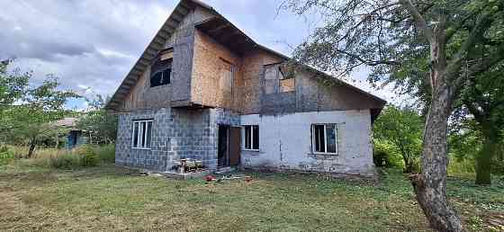 Дом в Донецке , 2 этажа , 120 квадратов Донецк