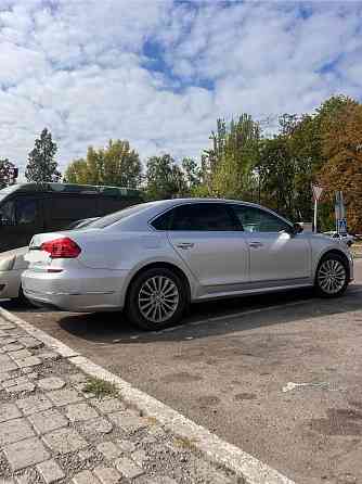 Продам Passat b8 в идеальном состоянии Донецк