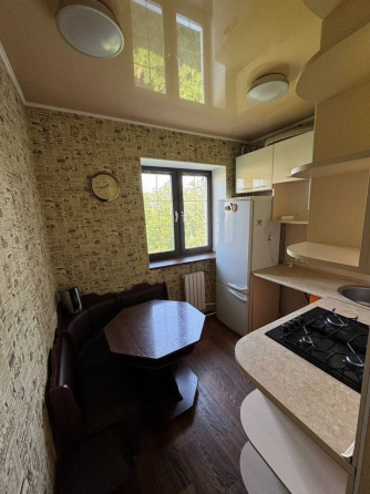 Продажа 2-х комнатной квартиры в Горняцком районе г. Макеевка, 55-й квартал, ул. Украинская Макеевка