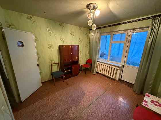 Продам 2-х ком. кв., 1/9 эт., 52 м.кв. - Макеевка, квл. Железнодорожный, 53 школа Макеевка