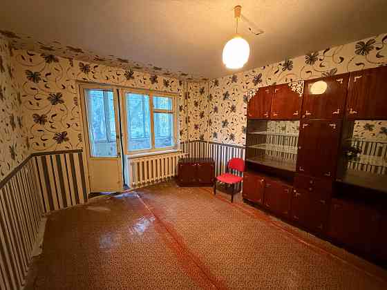 Продам 2-х ком. кв., 1/9 эт., 52 м.кв. - Макеевка, квл. Железнодорожный, 53 школа Макеевка