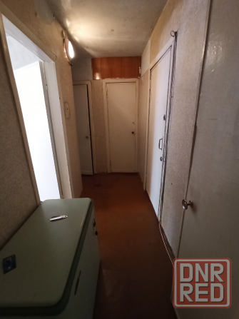 Продам 2 комнатную квартиру 3/5 Город Харцызск (центр), ул. Октябрьская Харцызск - изображение 4