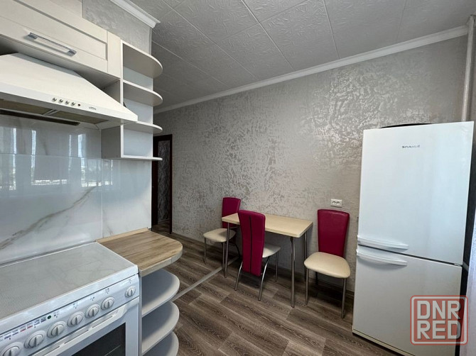 Сдаётся 2-х комнатная квартира в Буденовском районе Донецк - изображение 1