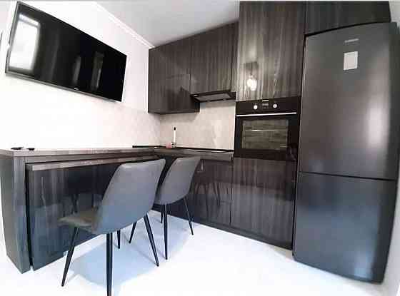 Сдается 2-комнатная квартира в Ворошиловском районе Ориентир: ул. Набережная, Аркадия Донецк