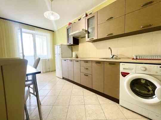 Сдаётся: 1 комнатная квартира Район: Киевский Ориентир: Шахтёрская площадь Донецк