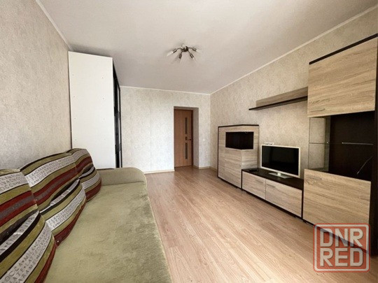 Сдаётся: 1 комнатная квартира Район: Киевский Ориентир: Шахтёрская площадь Донецк - изображение 2