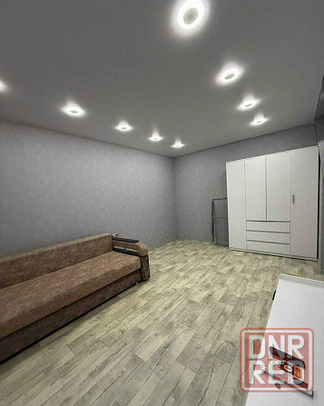 Сдаю однокомнатную квартиру на 9 этаже многоэтажного дома в Ворошиловском районе Донецк - изображение 4