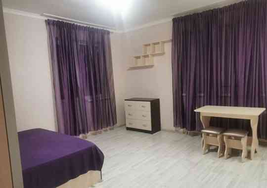 Сдаю однокомнатную квартиру на 5 этаже многоэтажного дома в Калининском районе Донецк