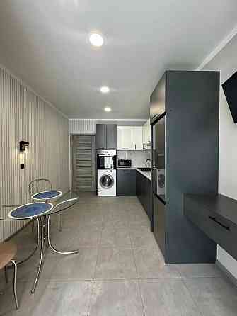 Донецк Сдаётся1-ая комнатная квартира Ворошиловский район, вид из окна на площадь Ленина. Донецк