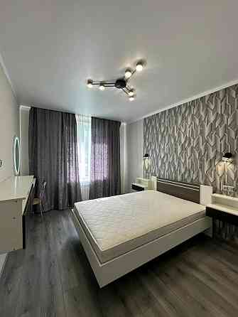 Донецк Сдаётся1-ая комнатная квартира Ворошиловский район, вид из окна на площадь Ленина. Донецк