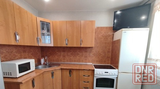 Сдается двухкомнатная квартира в Куйбышевском районе, Донецк, самый центр района. Донецк - изображение 1