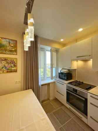 Сдается 2-комнатная квартира в Ворошиловском районе (набережная) Площадь имени Героя Российской Донецк