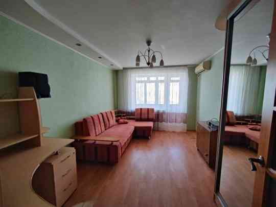 Сдается двухкомнатная квартира в Калининском районе за Мед институтом между проспектом Ильича Донецк