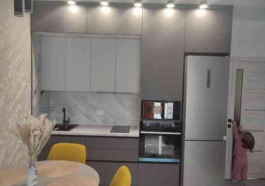 Сдается однокомнатная квартира в Буденовском районе Донецка, с отличным ремонтом Донецк