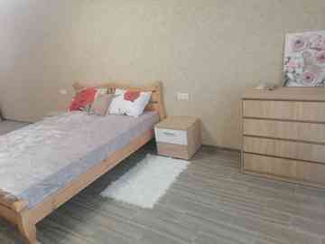 Сдам однокомнатную квартиру Ворошиловском районе, просп. Комсомольский в двух минутах ходьбы Донецк