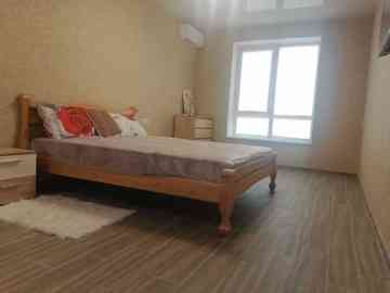 Сдам однокомнатную квартиру Ворошиловском районе, просп. Комсомольский в двух минутах ходьбы Донецк