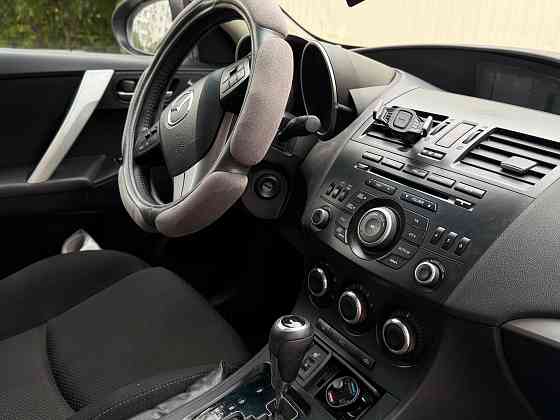 Автомобиль Mazda 3 Донецк