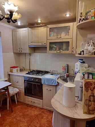 2х комн. кв., 49м.кв., кухня 12м.кв., Раздольная/ Шк-125/ рынок Щетинина Донецк