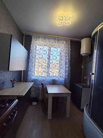 Сдам 2 комнатную квартиру посуточно Донецк