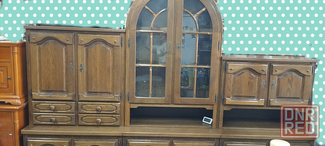 Продам стенку для гостиной из натурального дуба Донецк - изображение 1