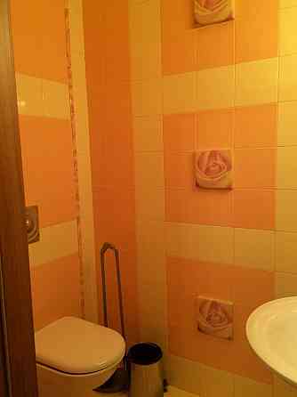 Сдам 120 кв м пр. Ильича 21а, евро, мебель, машиноместо. Донецк