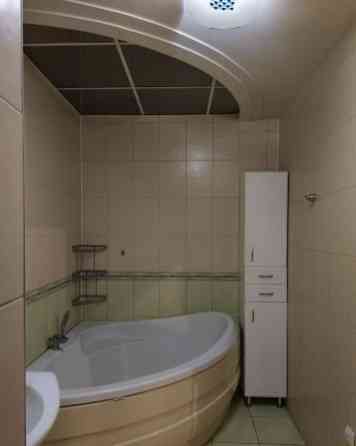 Сдаю двухкомнатную квартиру 78.0 м² этаж 7, Калининский район, Проспект Дзержинского Донецк