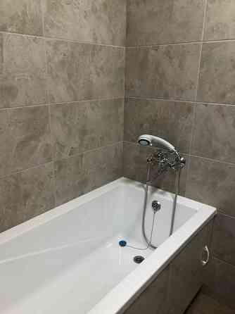 Сдам двухкомнатную квартиру Калининском районе напортив мед Донецк