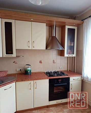 Сдаю двухкомнатную квартиру 53.0 м² этаж 4 город Донецк, Калининский Донецк - изображение 1