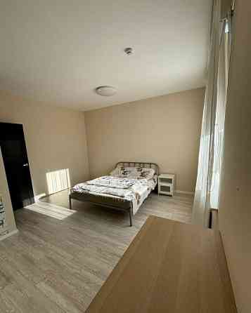 Сдаю двухкомнатную квартиру 53.0 м² этаж 2, город Донецк, Калининский район, Проспект Ильича, Мед Донецк