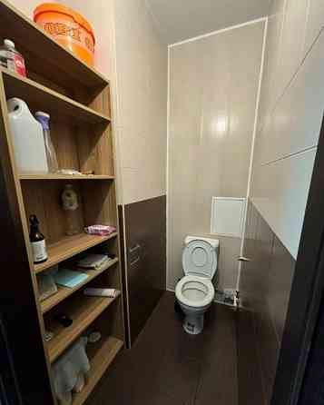 Сдаю двухкомнатную квартиру 53.0 м² этаж 2, город Донецк, Калининский район, Проспект Ильича, Мед Донецк