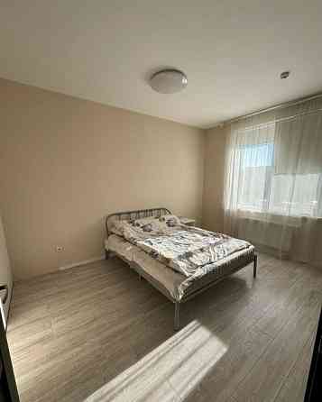 Сдаю двухкомнатную квартиру 53.0 м² этаж 2, город Донецк, Калининский район, Проспект Ильича, Мед Донецк