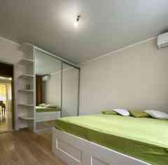 Сдаю однокомнатную квартиру 39.0 м² этаж 1, город Донецк, Ворошиловский район, проспект Дзержинского Донецк