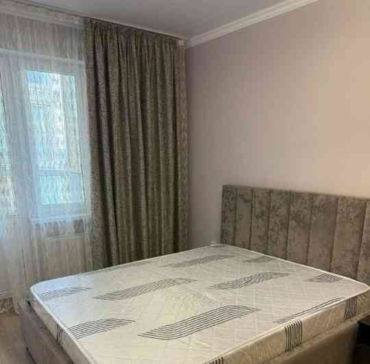 Сдаю однокомнатную квартиру 55.0 м² город Донецк, Ворошиловский район, Проспект Ватутина, ориентир Донецк