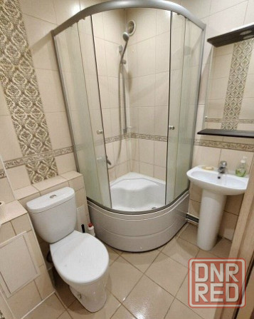 Сдаю однокомнатную квартиру 37.0 м² этаж 2, город Донецк, Калининский район, Улица Ходаковского Донецк - изображение 3