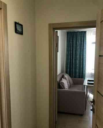 Сдаю однокомнатную квартиру 48.0 м² этаж 10 город Донецк, Ворошиловский район, улица 50-летия Донецк