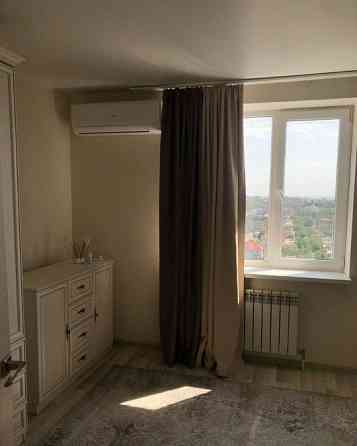 Сдаю однокомнатную квартиру 48.0 м² этаж 10 город Донецк, Ворошиловский район, улица 50-летия Донецк