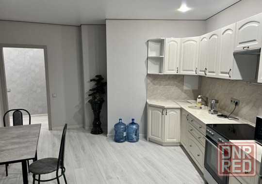 Сдаю двухкомнатную квартиру 69.0 м² этаж 4, город Донецк, Донецк - изображение 1