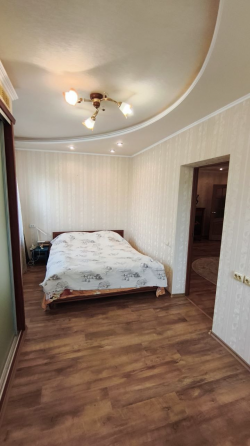 Продажа огромной 3-х комнатной квартиры с автономным отоплением Гвардейка, ул.Черепановых Макеевка