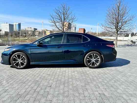 Toyota Camry 70 2020 год Макеевка