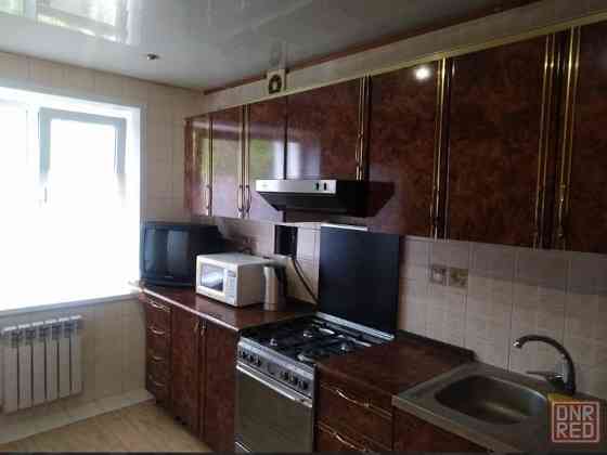 Сдам 3х к.кв.в Центре.2/9 Большая кухня. Мариуполь
