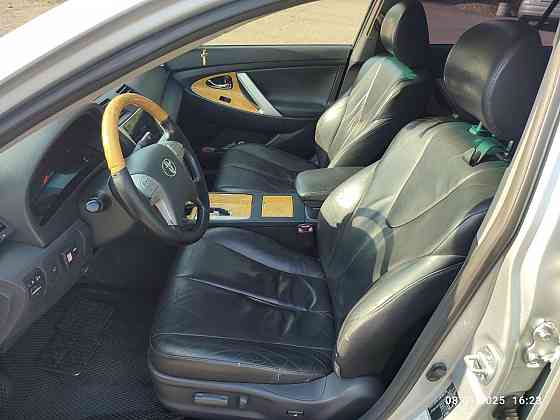 Продам легендарную Toyota Сamry 40, (японка),мотор 3.5 (277 л. с.) год: 2006 Донецк