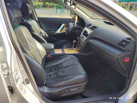 Продам легендарную Toyota Сamry 40, (японка),мотор 3.5 (277 л. с.) год: 2006 Донецк