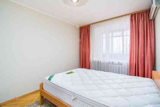 Сдается: двухкомнатная квартира Ворошиловский район Донецк