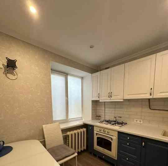 Сдаётся 2-х комнатах квартира. Район Будёновский. Донецк