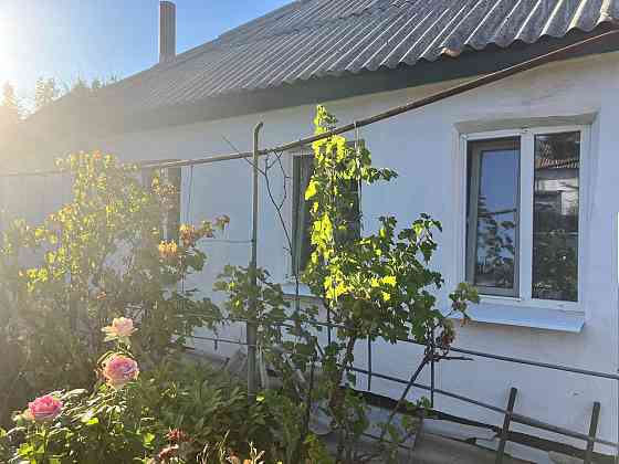 Продам дом с большим участком Донецк