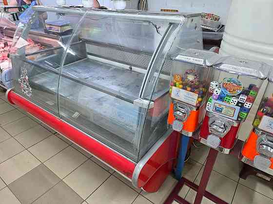 Продам морозильную витрину Донецк