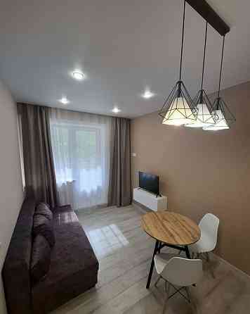 Сдается двухкомнатная квартира с современным ремонтом на 2ом этаже многоэтажного дома Ворошиловский Донецк